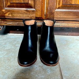 Madewell black leather booties. Size 8